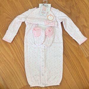 Carter's Just One You Pink and White Bow Baby 2 in 1 Set with hat and booties